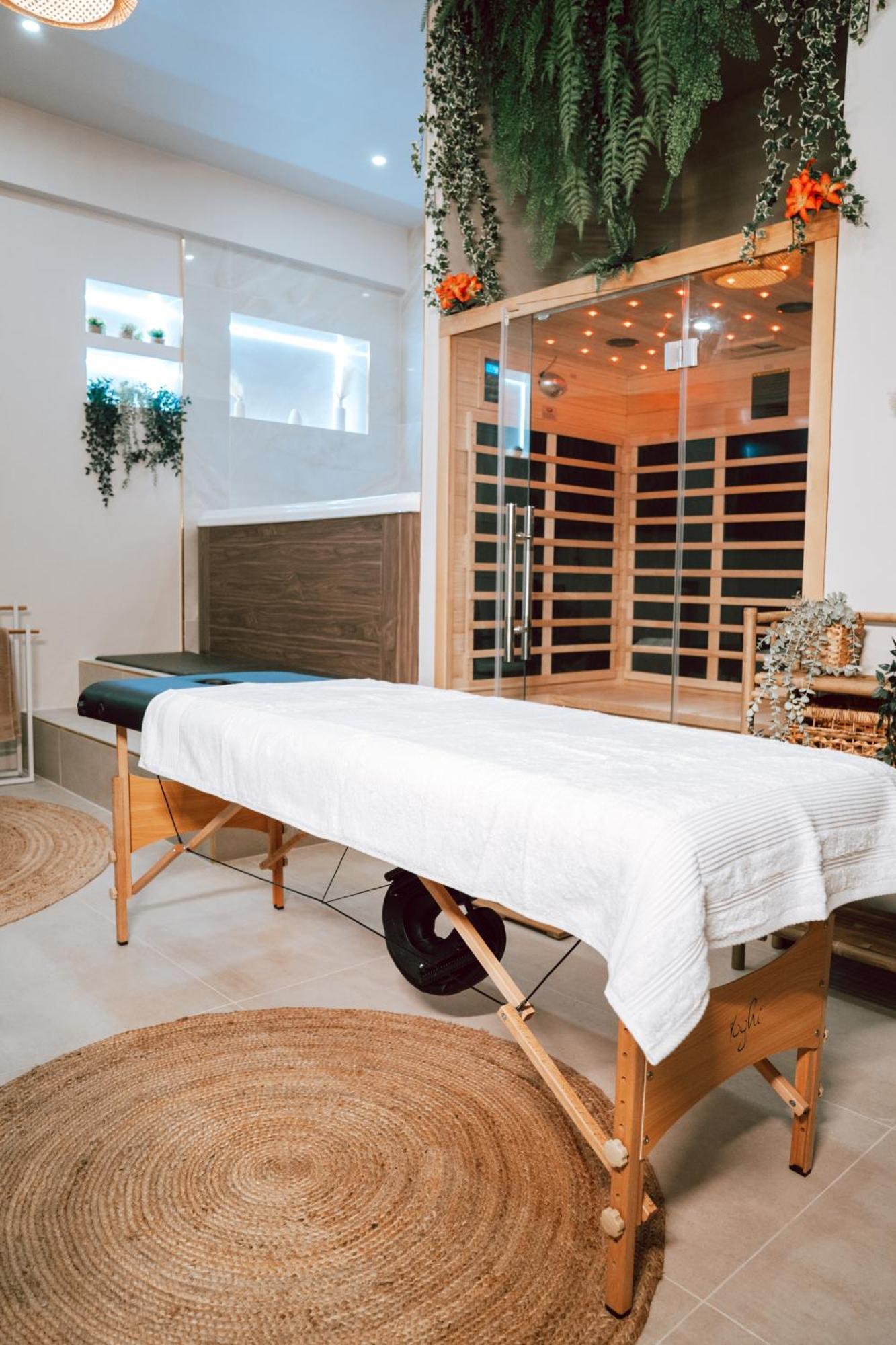 Edera Spa 吕埃尔-马尔迈松 外观 照片